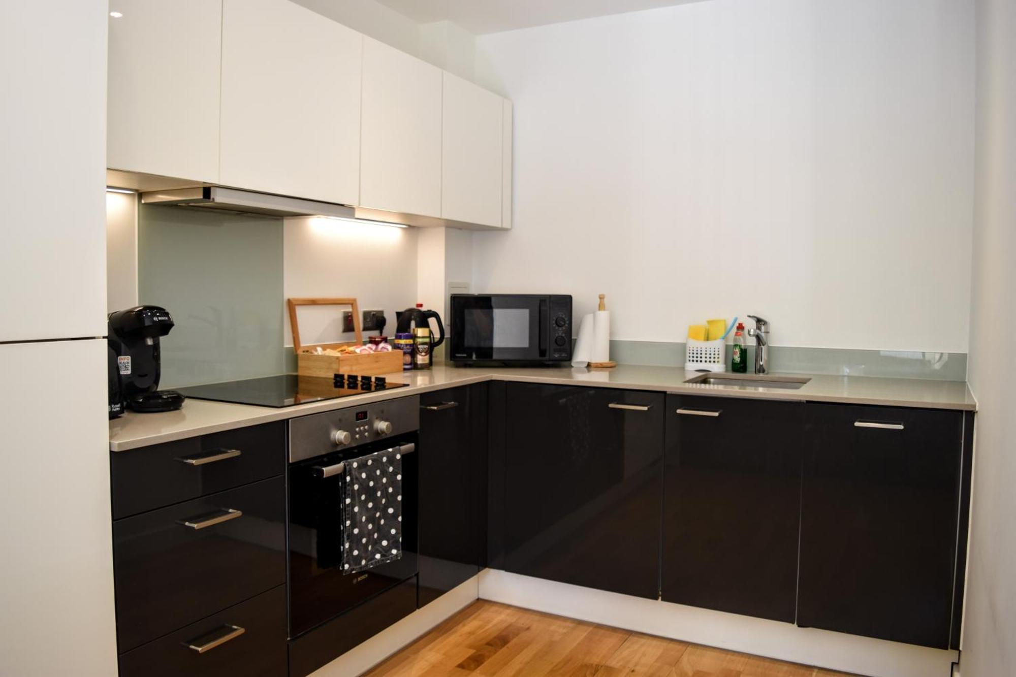 Modern London Apartment Near Greenwich - Rooftop City View エクステリア 写真
