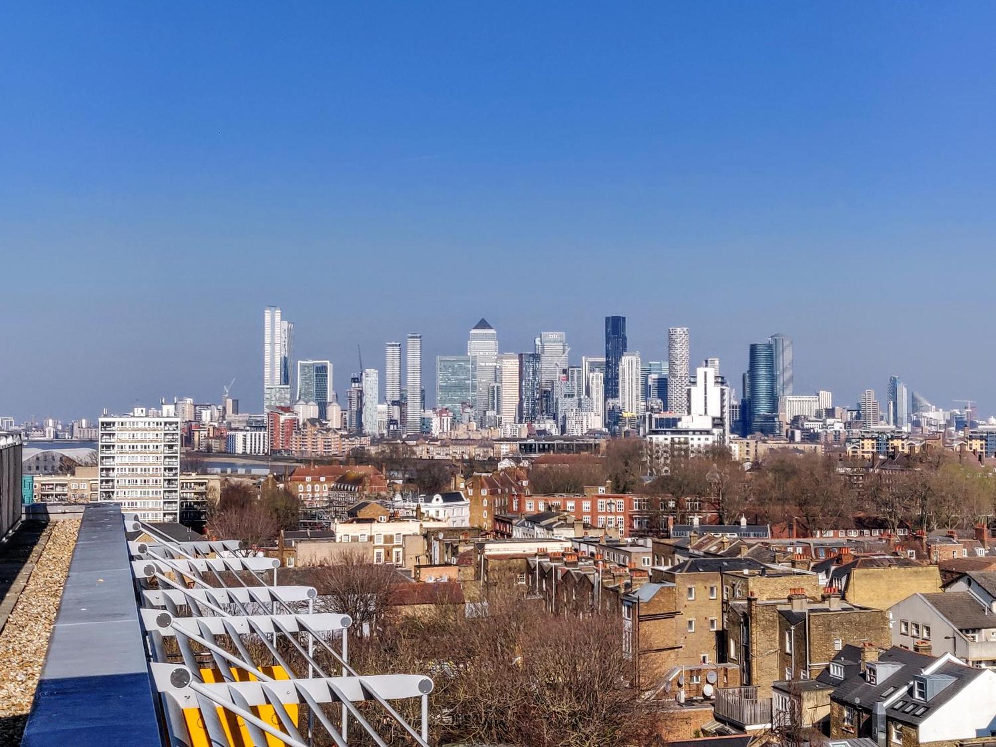 Modern London Apartment Near Greenwich - Rooftop City View エクステリア 写真